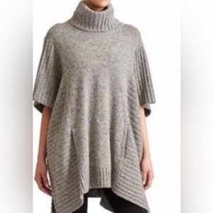Athleta Donegal Passage Grey Wool Blend Turtleneck Oversized Poncho LARGE/XL